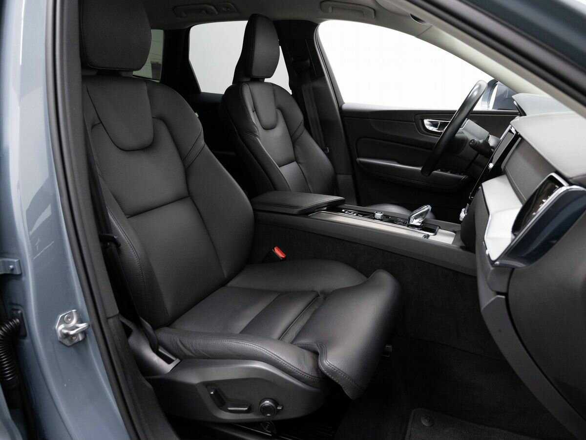 Volvo XC60, 2021 Фото №14