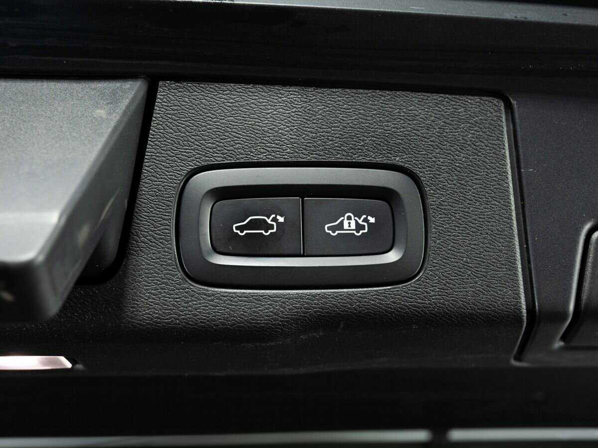 Volvo XC60, 2021 Фото №29