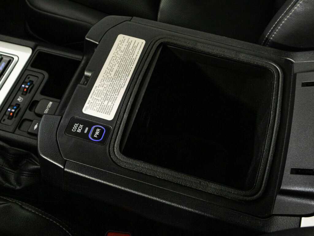 Toyota Land Cruiser Prado, 2019 Фото №16