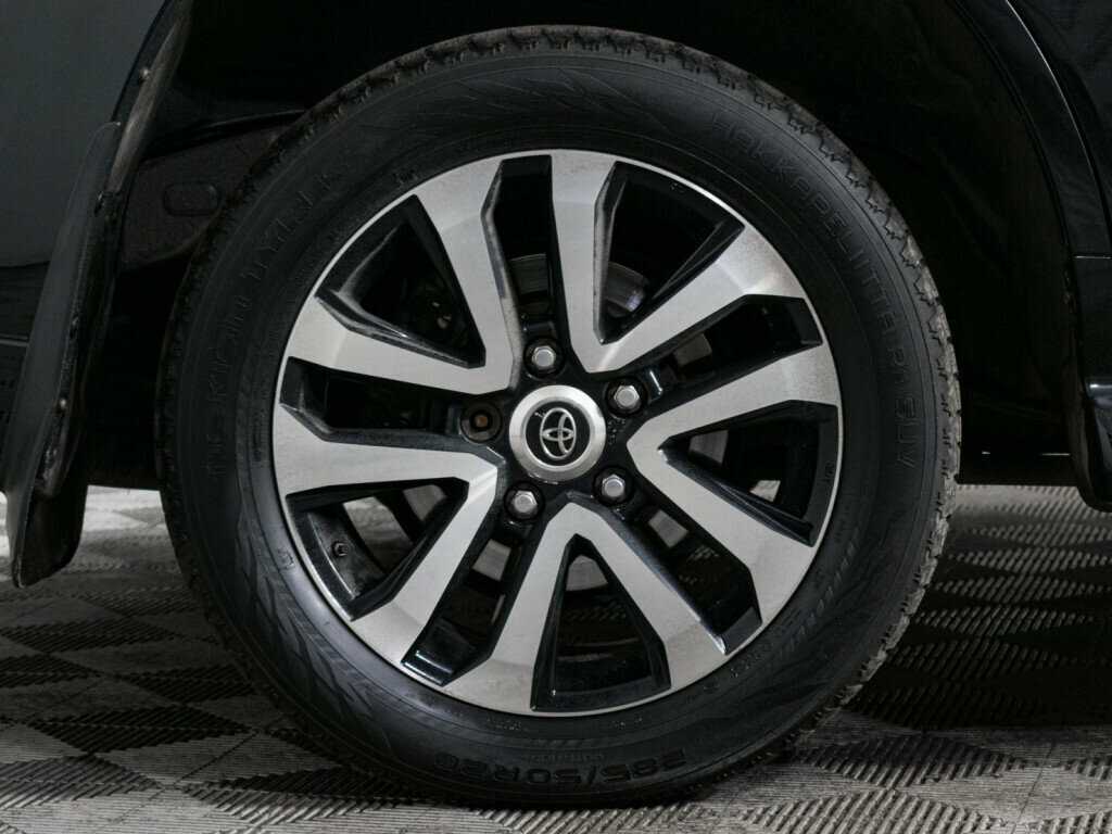 Toyota Land Cruiser, 2019 Фото №23