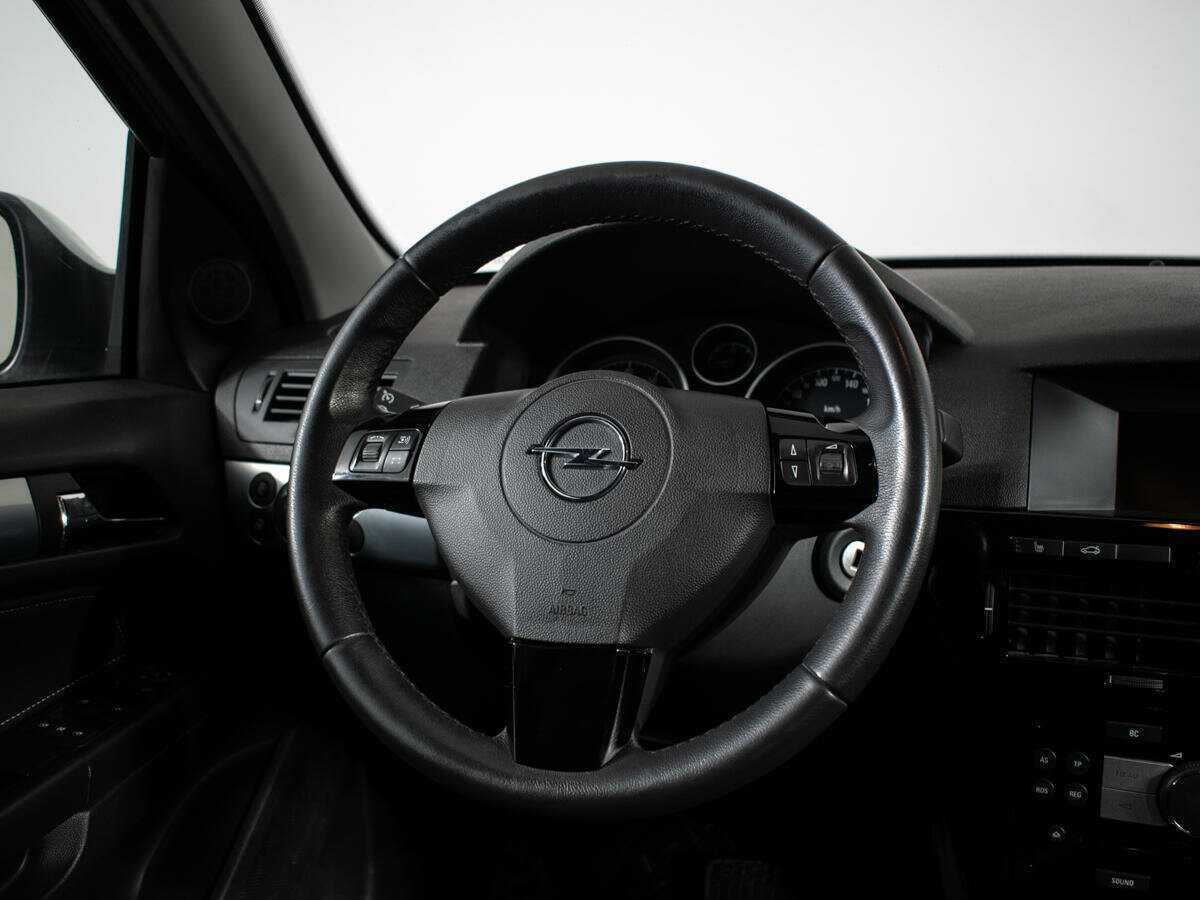 Opel Astra, 2011 Фото №9