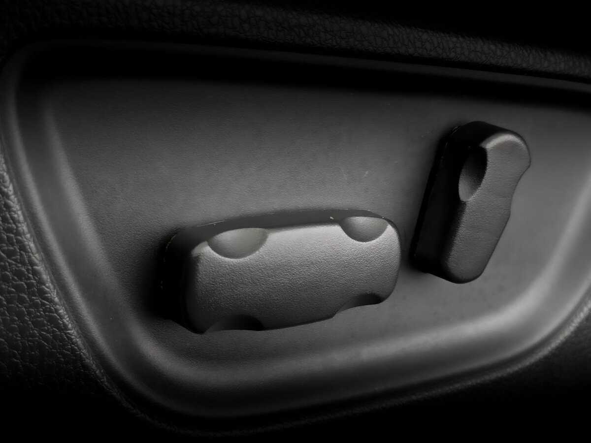 Mitsubishi Pajero Sport, 2020 Фото №19