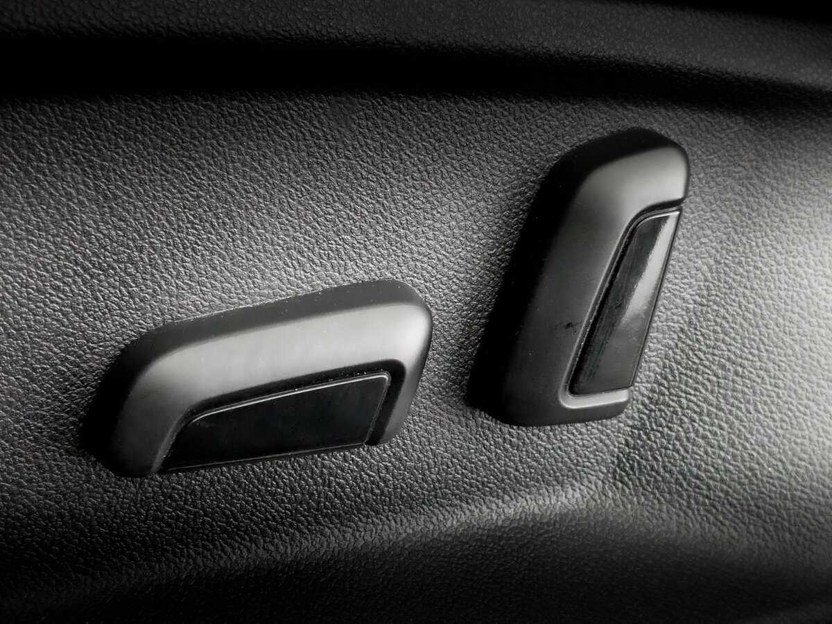 Volkswagen Tiguan, 2021 Фото №19