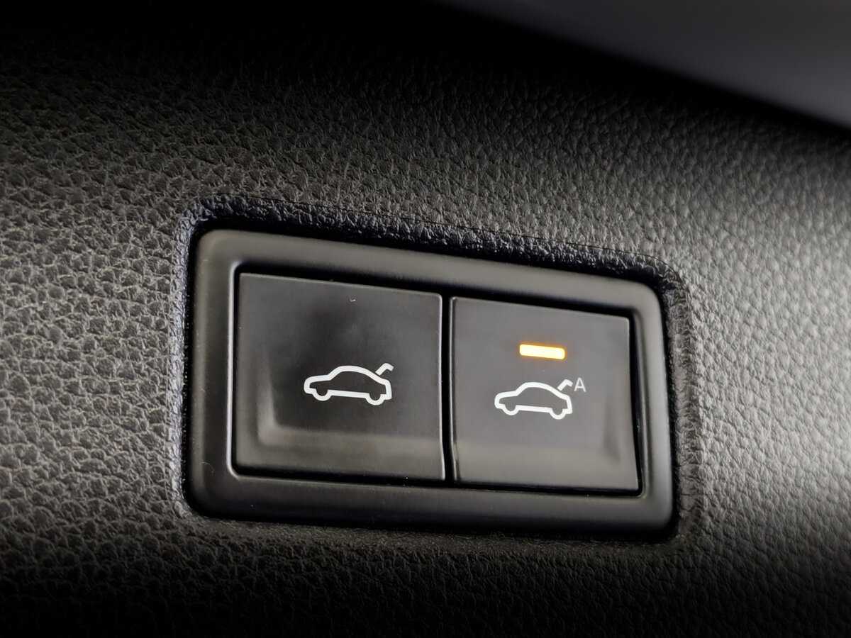 Volkswagen Tiguan, 2021 Фото №24