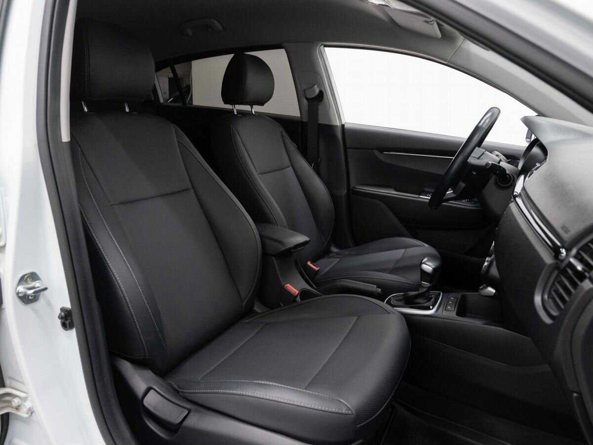 Kia Rio X-Line, 2020 Фото №10