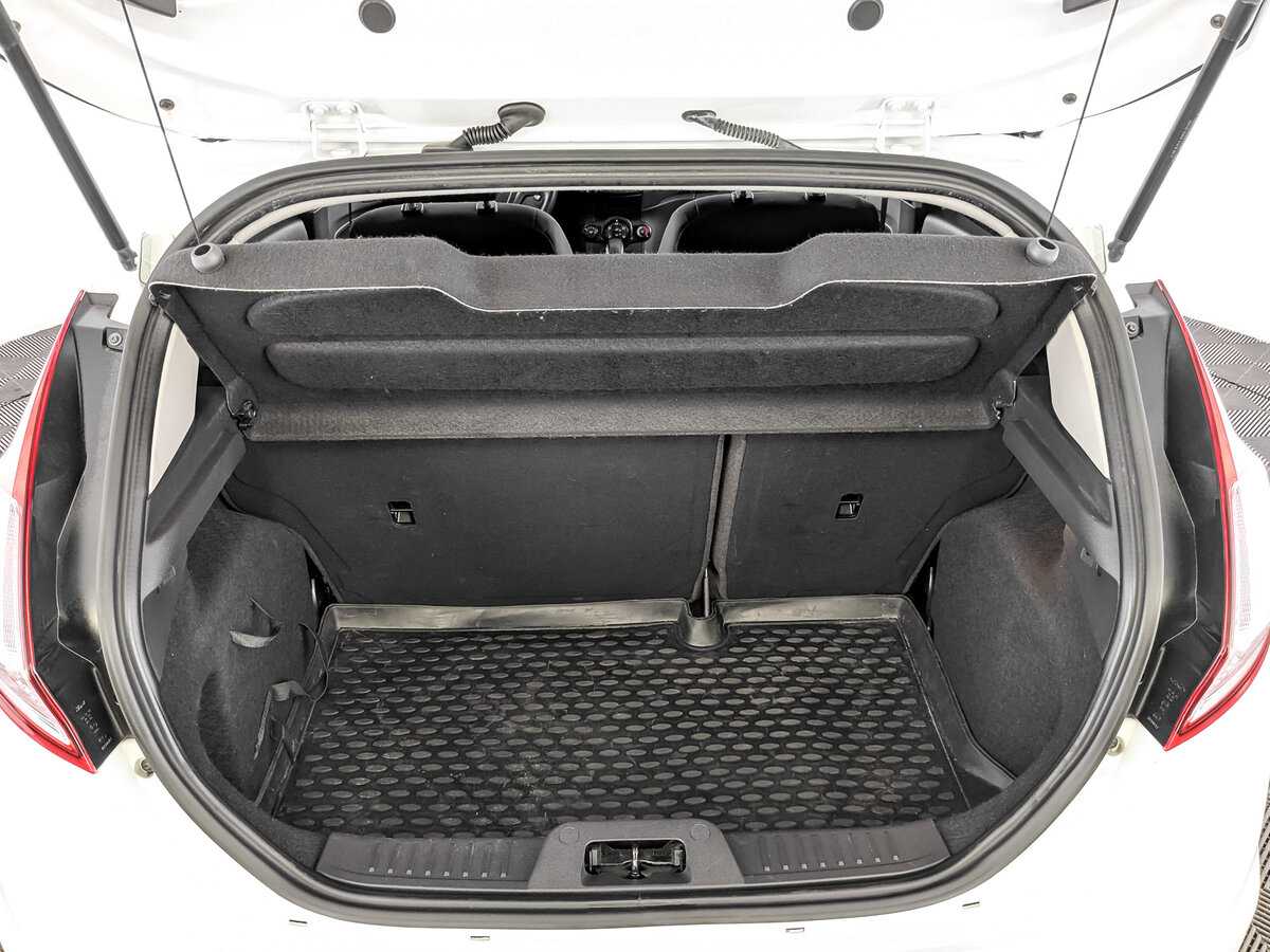 Ford Fiesta, 2017 Фото №10