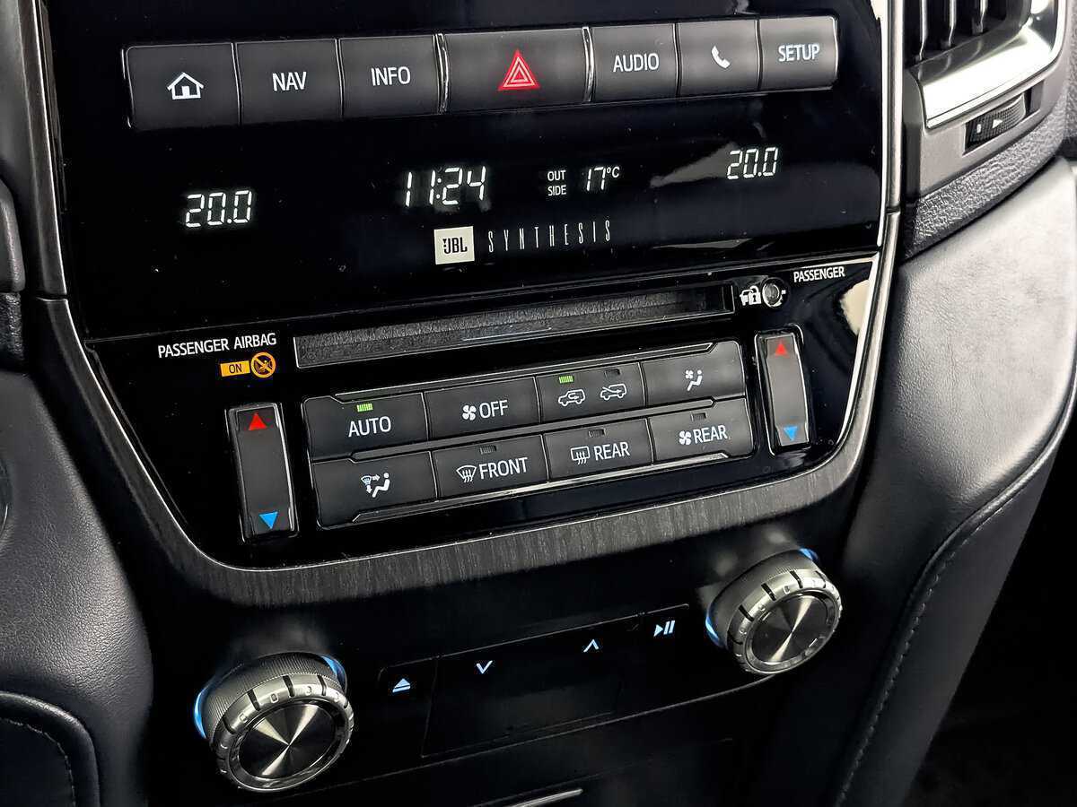 Toyota Land Cruiser, 2019 Фото №25