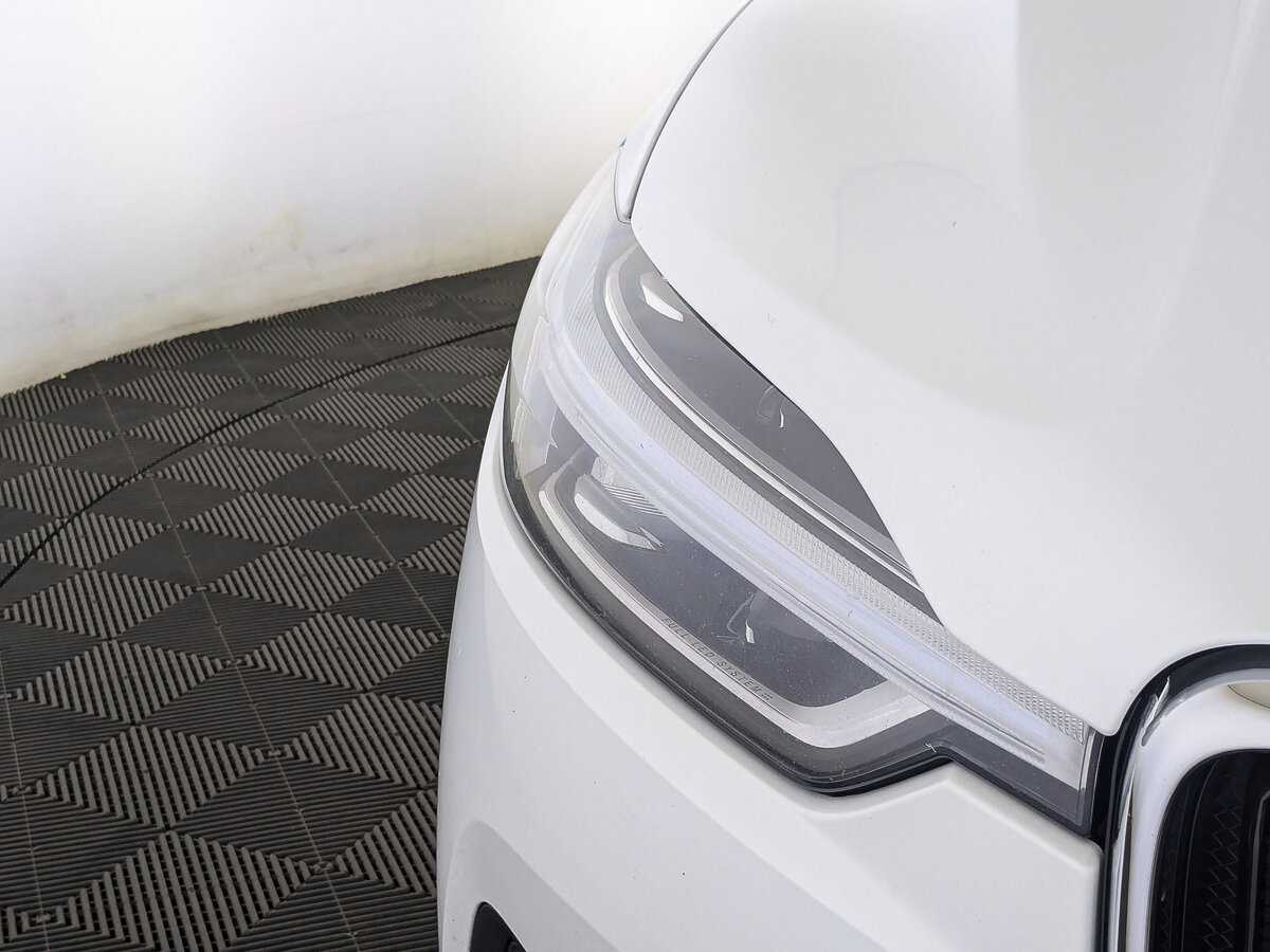 Volvo XC60, 2018 Фото №11