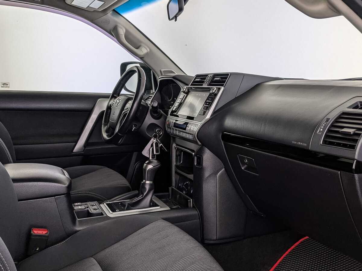 Toyota Land Cruiser Prado, 2020 Фото №13