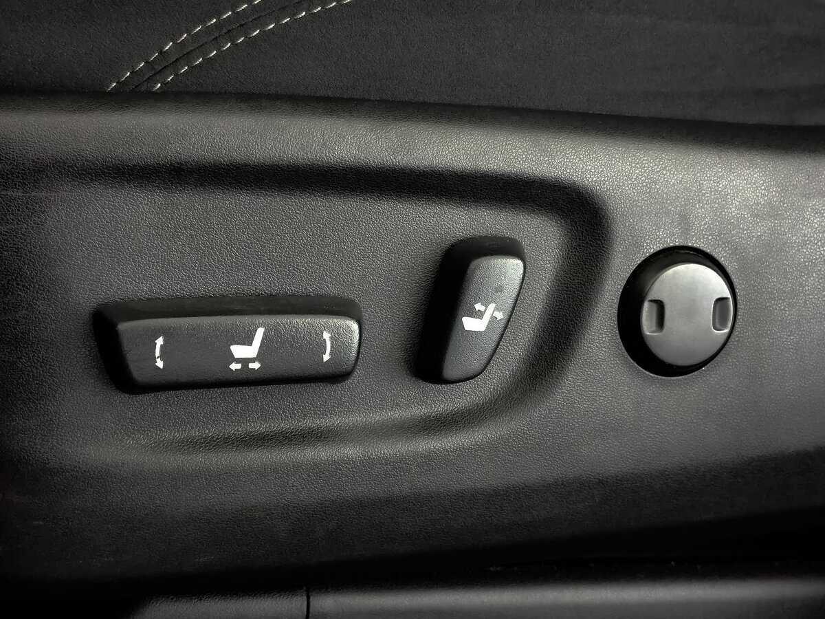 Toyota Land Cruiser Prado, 2020 Фото №25