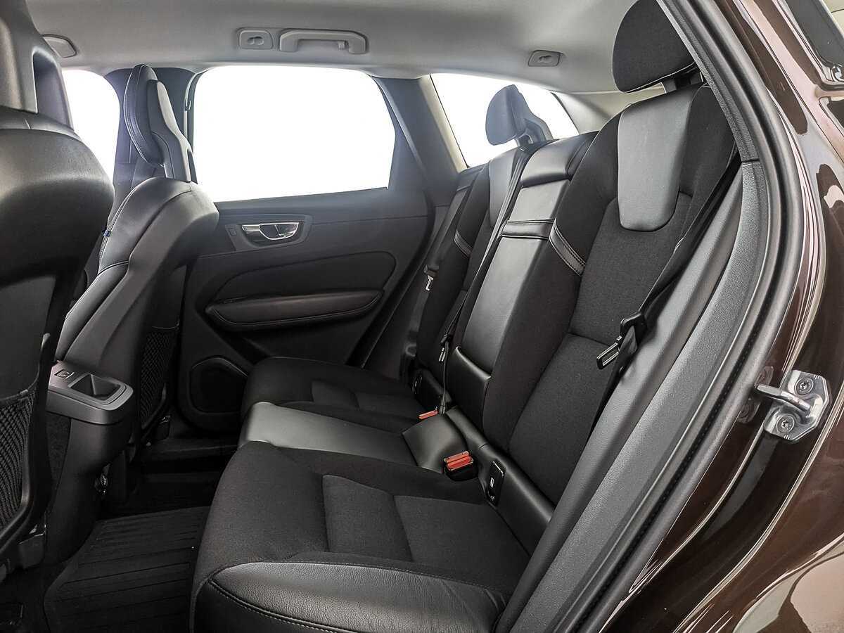 Volvo XC60, 2018 Фото №15