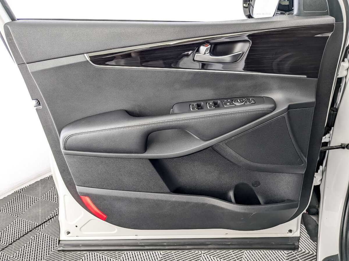 Kia Sorento 8-speed, 2019 Фото №19