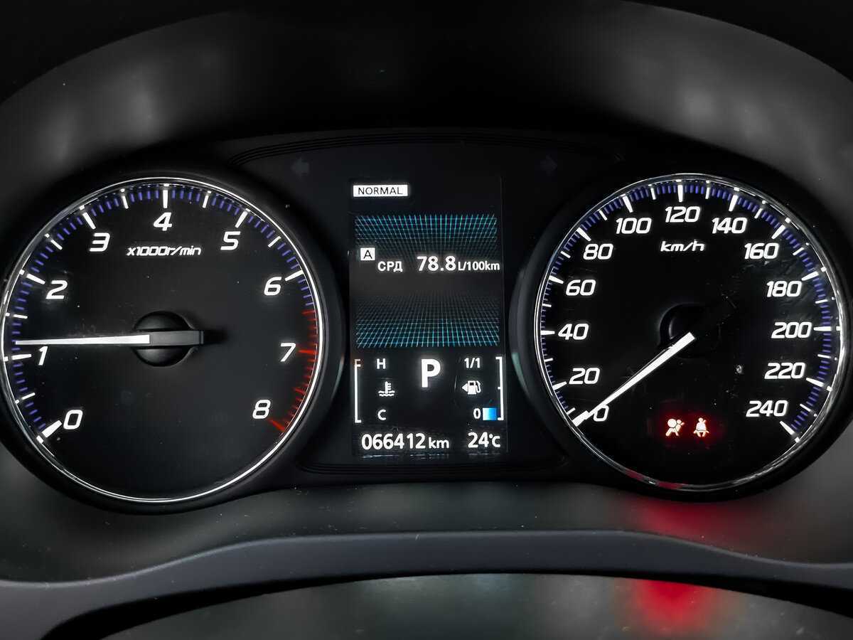 Mitsubishi Outlander, 2021 Фото №16