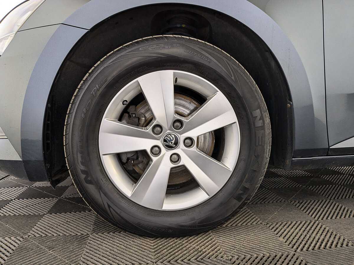 Skoda Superb, 2019 Фото №12