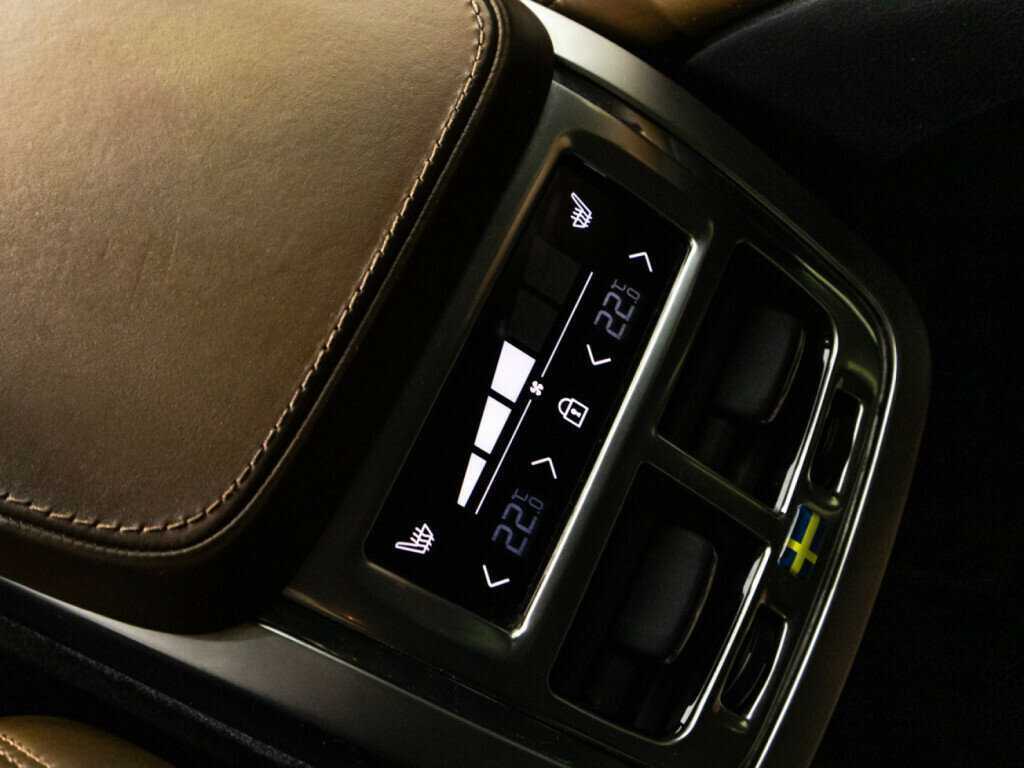 Volvo XC90, 2018 Фото №19