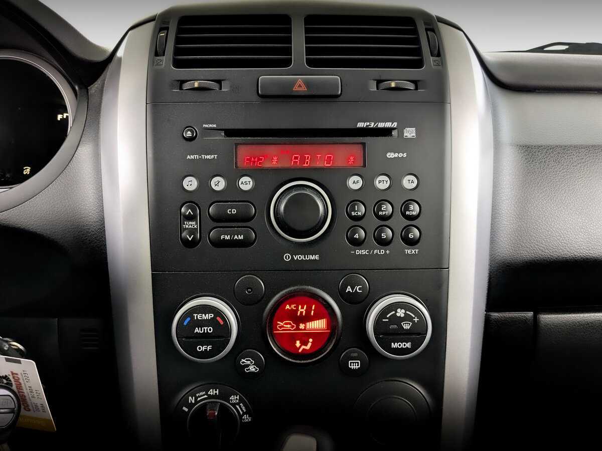 Suzuki Grand Vitara, 2010 Фото №15