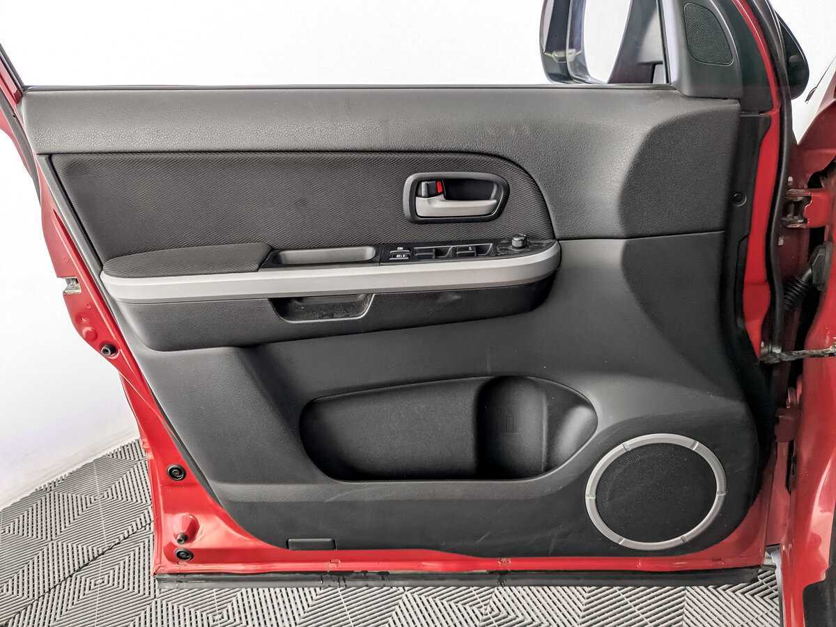 Suzuki Grand Vitara, 2010 Фото №19