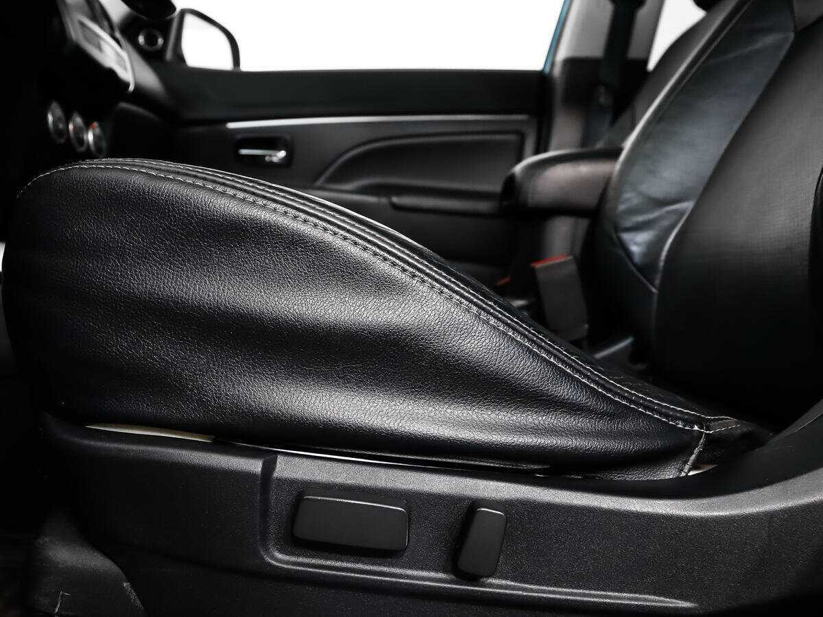 Mitsubishi ASX, 2010 Фото №9