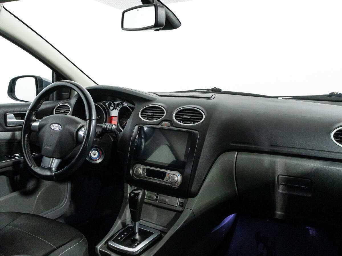 Ford Focus, 2010 Фото №9