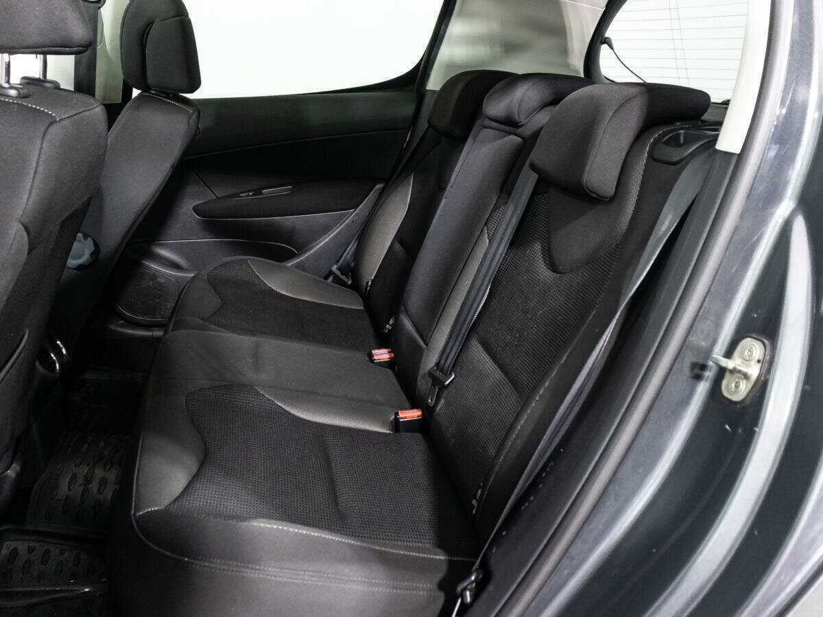 Peugeot 308, 2008 Фото №10