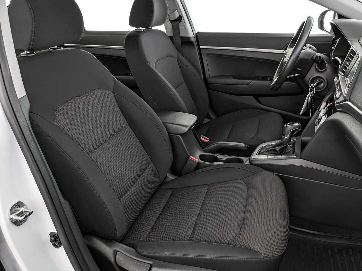 Hyundai Elantra, 2019 Фото №24