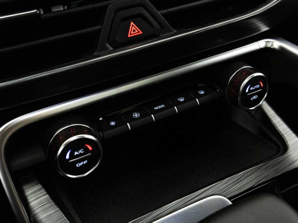 Geely Tugella, 2022 Фото №19