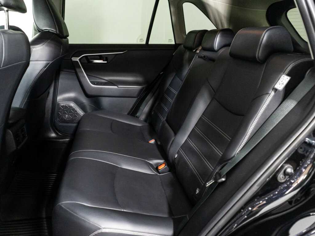 Toyota RAV4, 2022 Фото №10