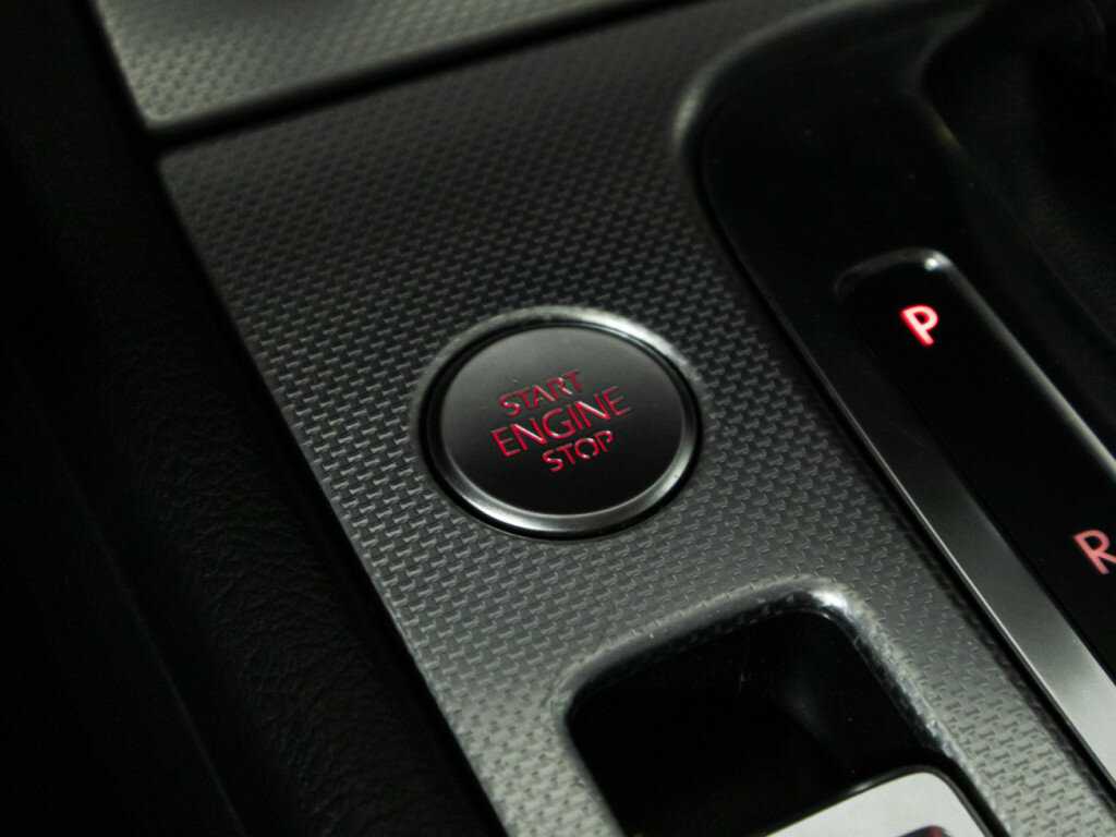 Volkswagen Touareg, 2012 Фото №18