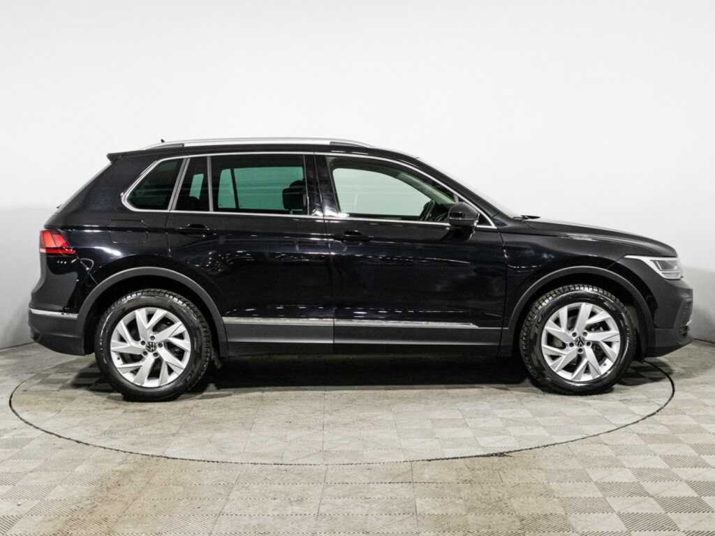 Volkswagen Tiguan, 2021 - 71 897 км. | Фото №4