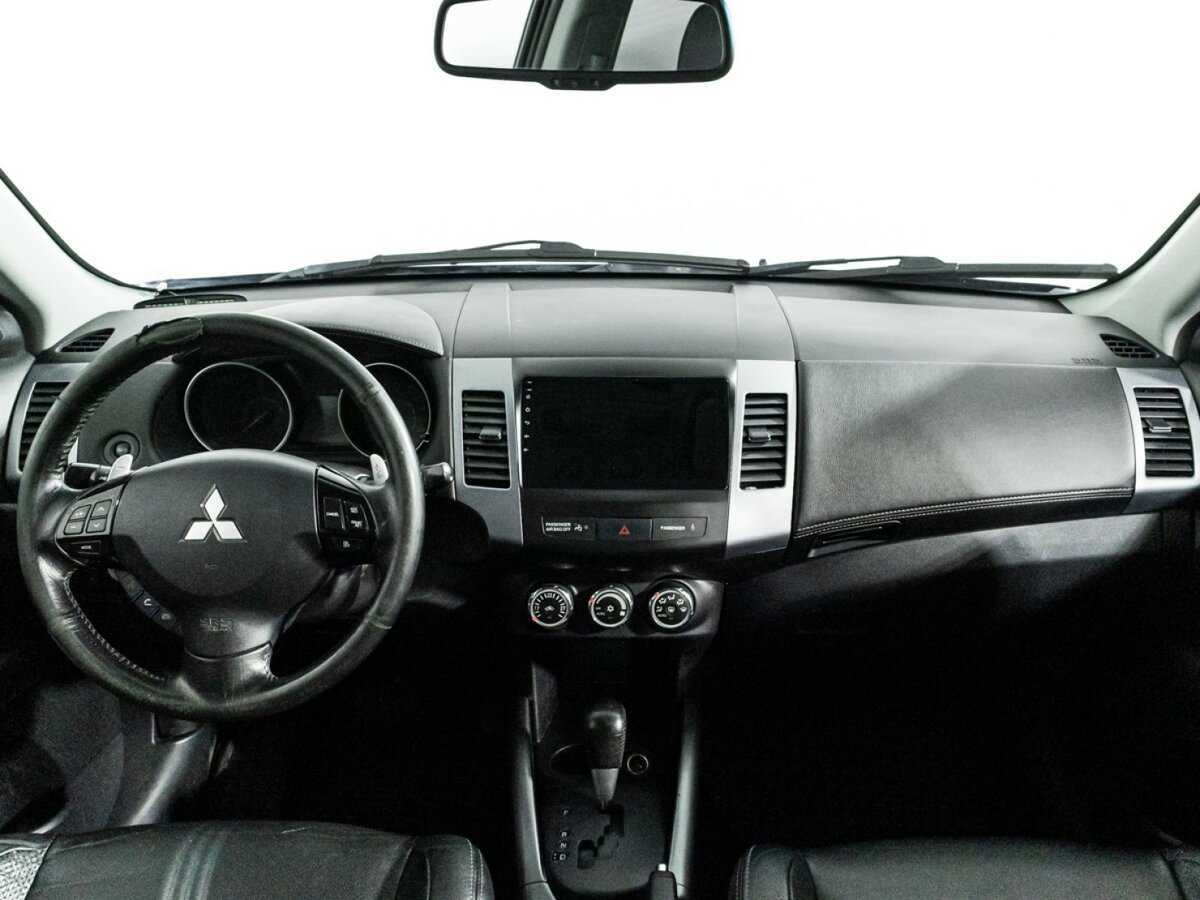 Mitsubishi Outlander, 2011 Фото №13