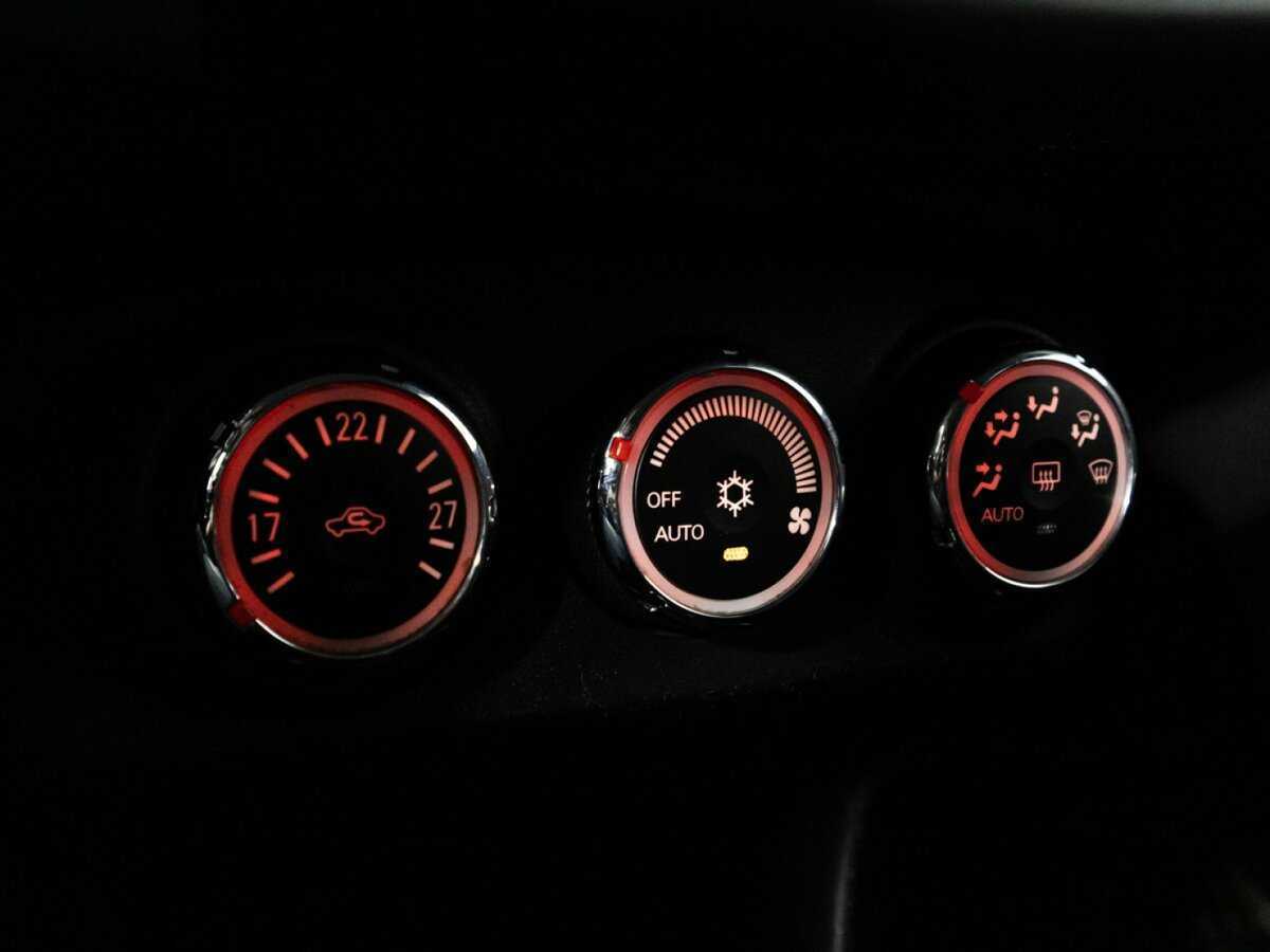 Mitsubishi Outlander, 2011 Фото №17