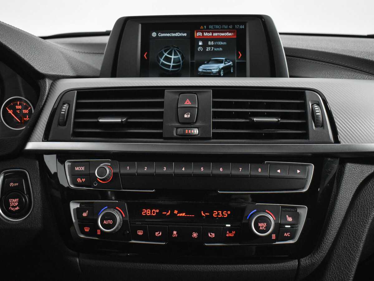 BMW 3 серии 320d xDrive, 2017 Фото №18