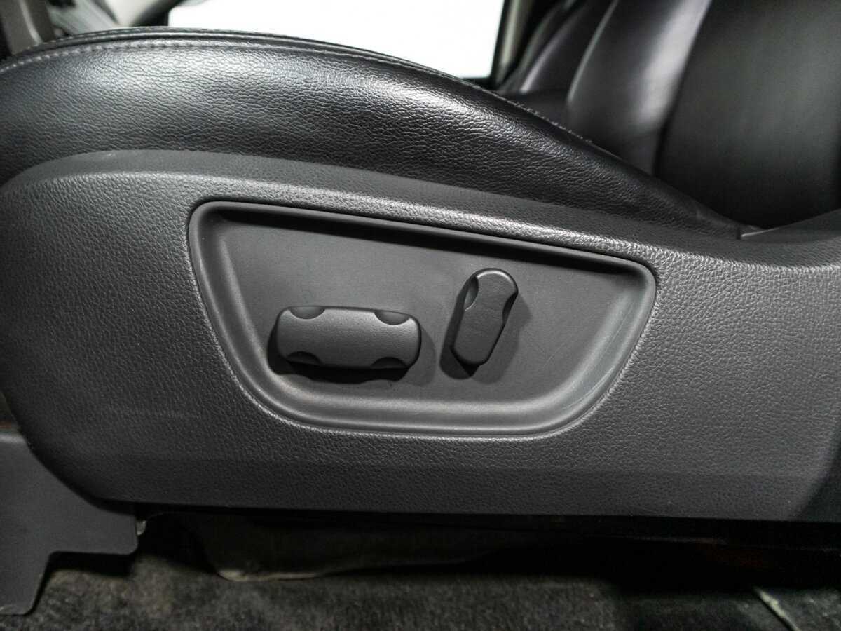 Mitsubishi Pajero Sport, 2021 Фото №17