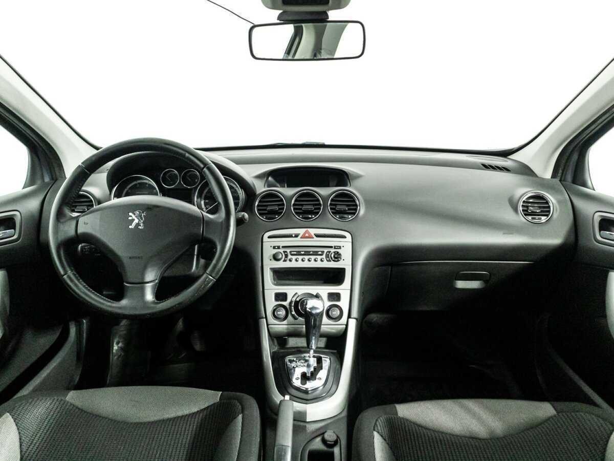 Peugeot 308, 2010 Фото №13