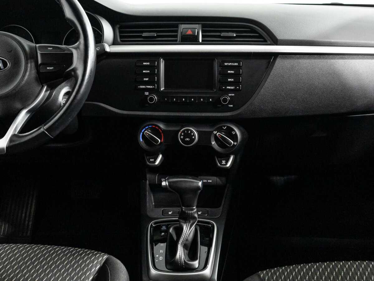 Kia Rio, 2017 Фото №14