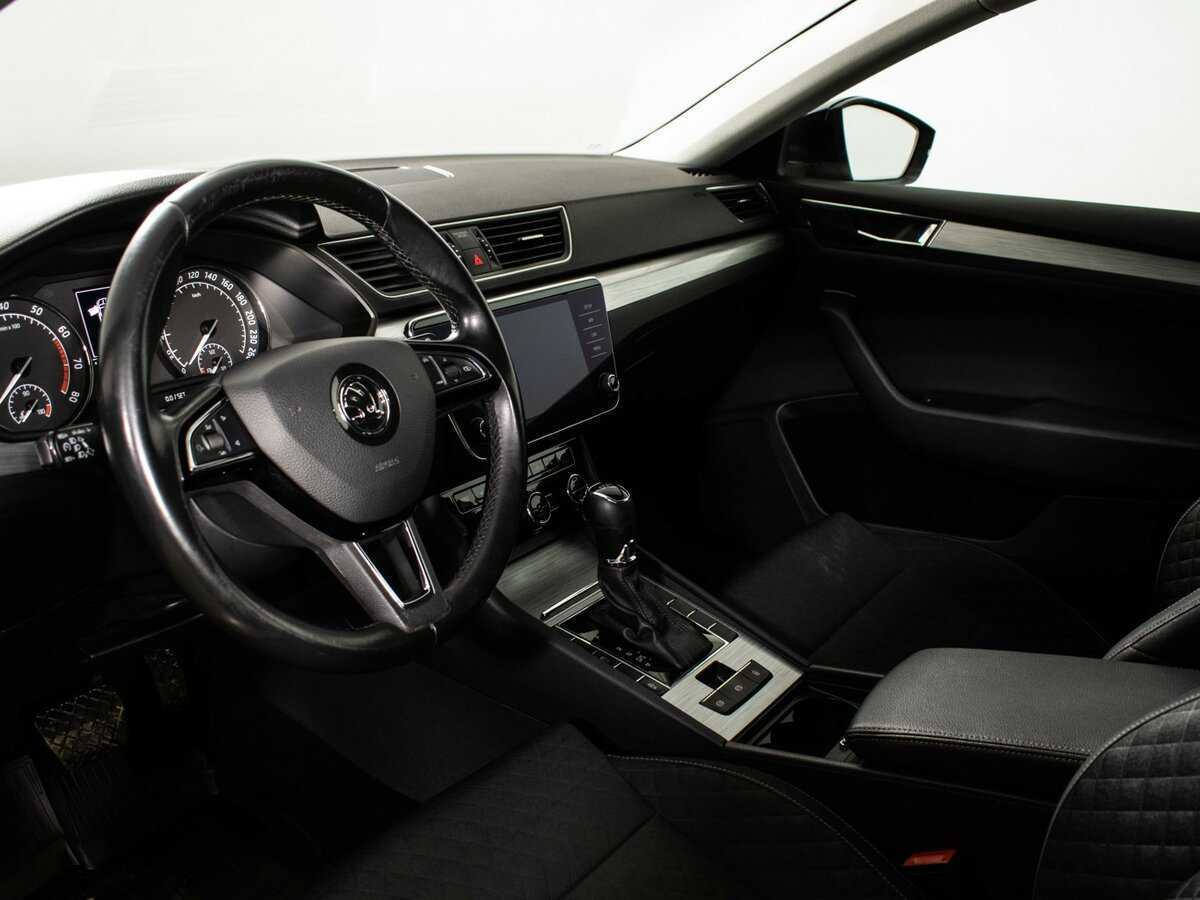 Skoda Superb, 2020 Фото №13