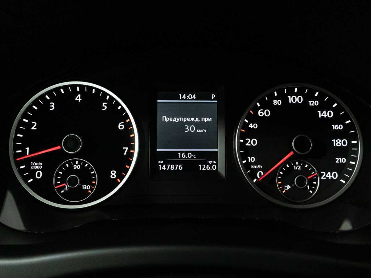 Volkswagen Tiguan, 2011 Фото №12