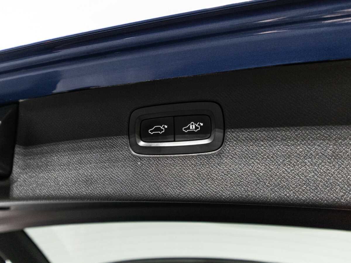 Volvo XC90, 2019 Фото №16