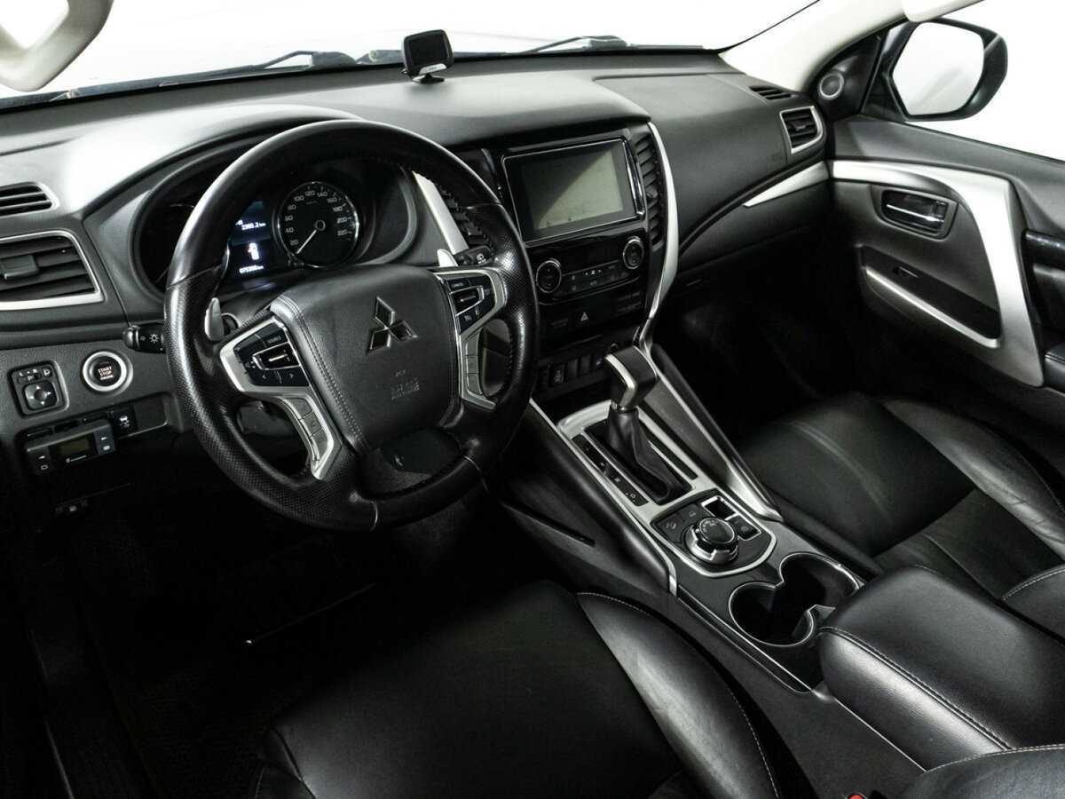 Mitsubishi Pajero Sport, 2019 Фото №11