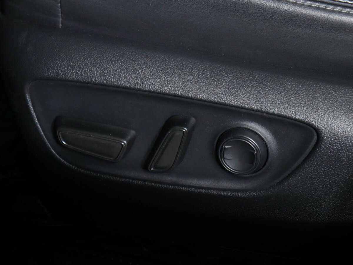 Toyota Land Cruiser, 2022 Фото №15