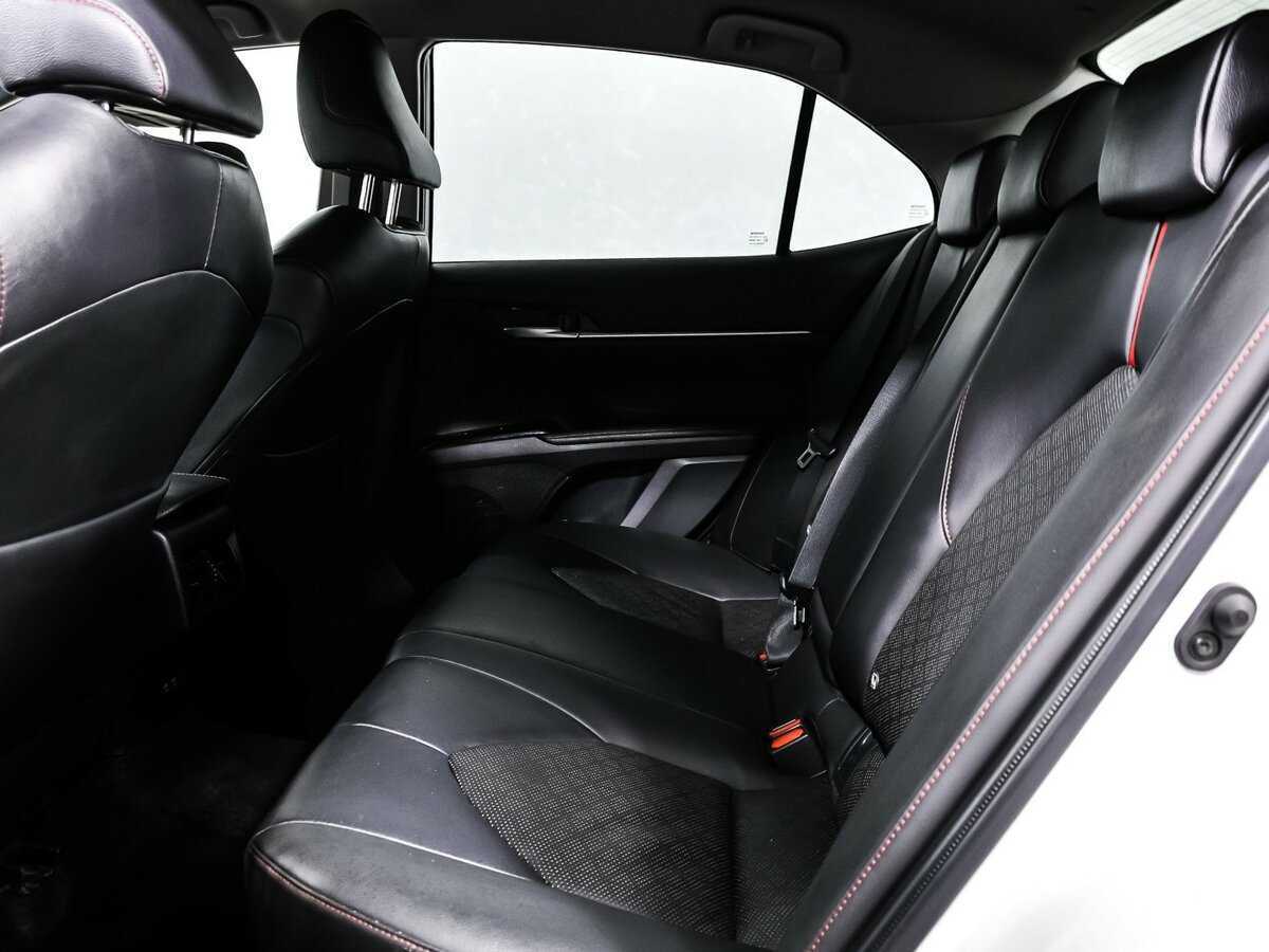 Toyota Camry, 2020 Фото №13