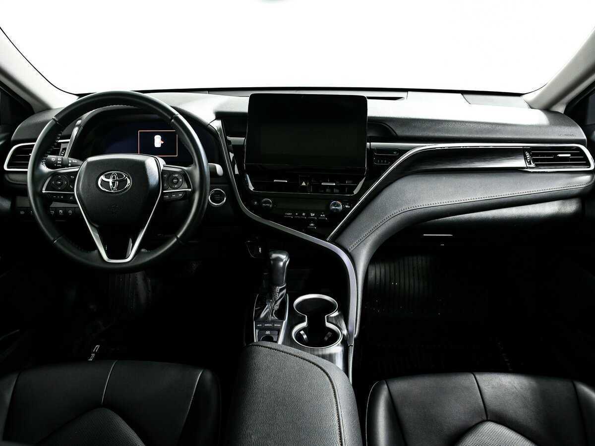 Toyota Camry, 2023 Фото №9