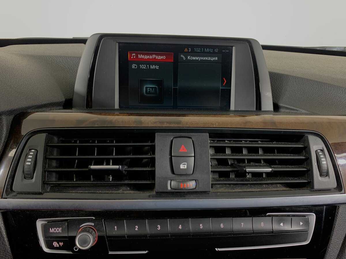 BMW 3 серии 320i xDrive, 2017 Фото №13