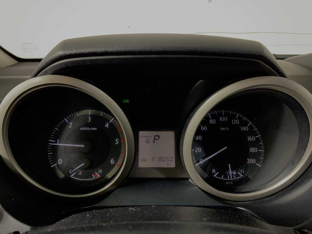 Toyota Land Cruiser Prado, 2011 Фото №15