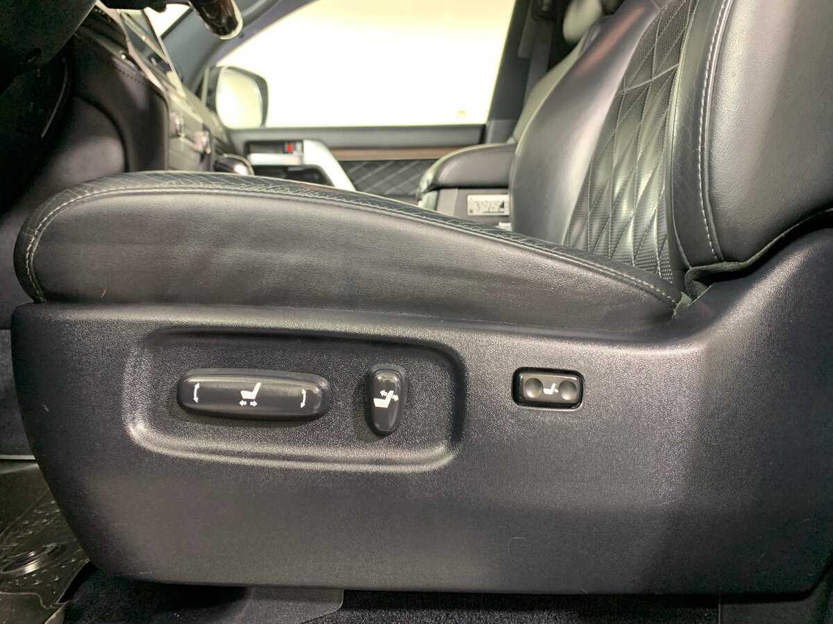 Toyota Land Cruiser, 2016 Фото №17