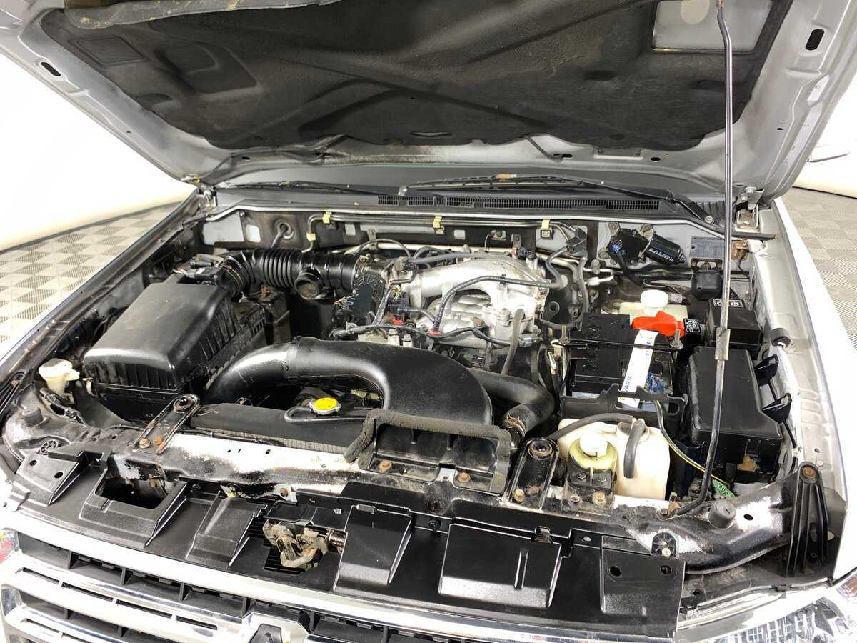 Mitsubishi Pajero, 2011 Фото №10