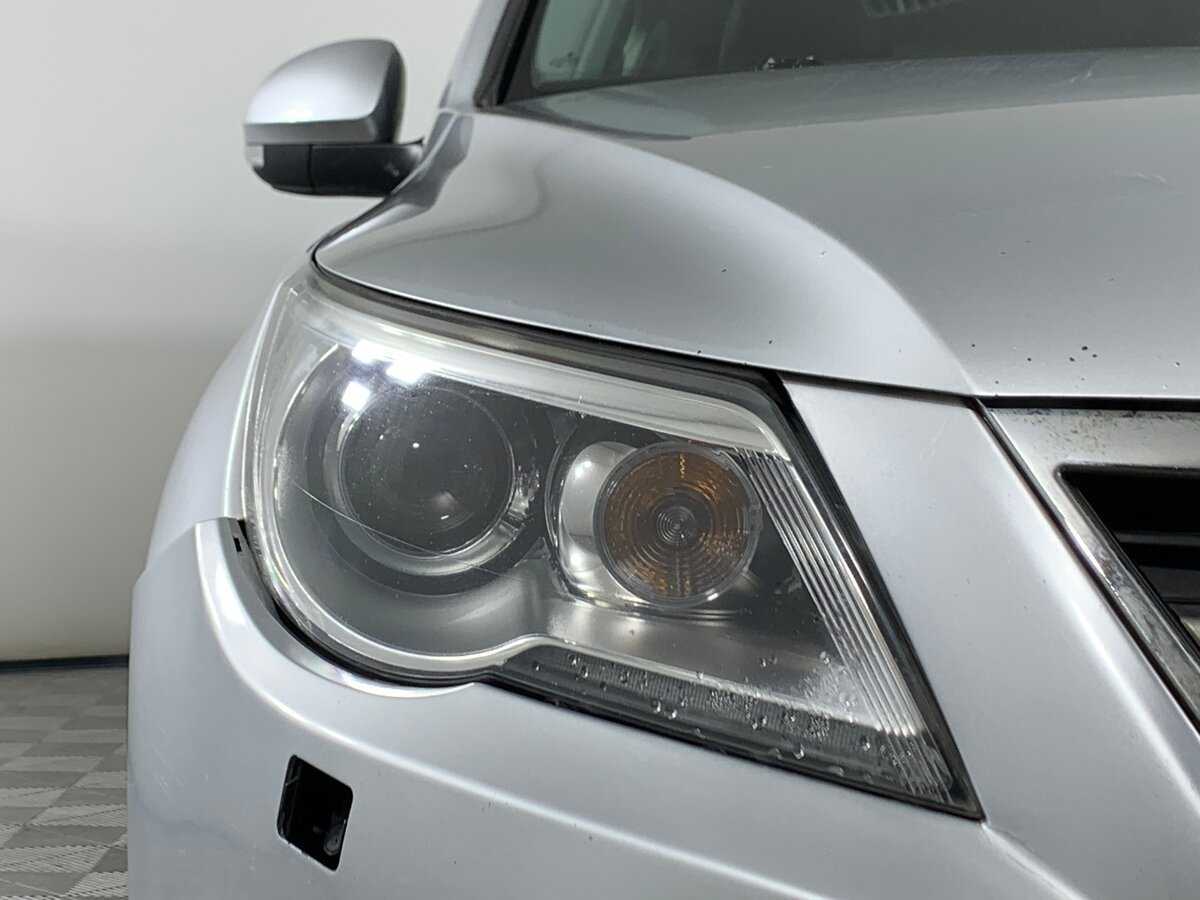 Volkswagen Tiguan, 2011 Фото №10