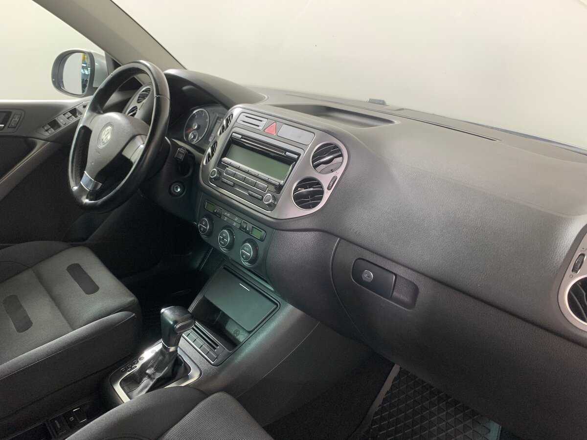 Volkswagen Tiguan, 2009 Фото №14