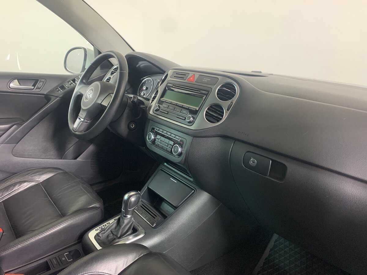 Volkswagen Tiguan, 2010 Фото №14