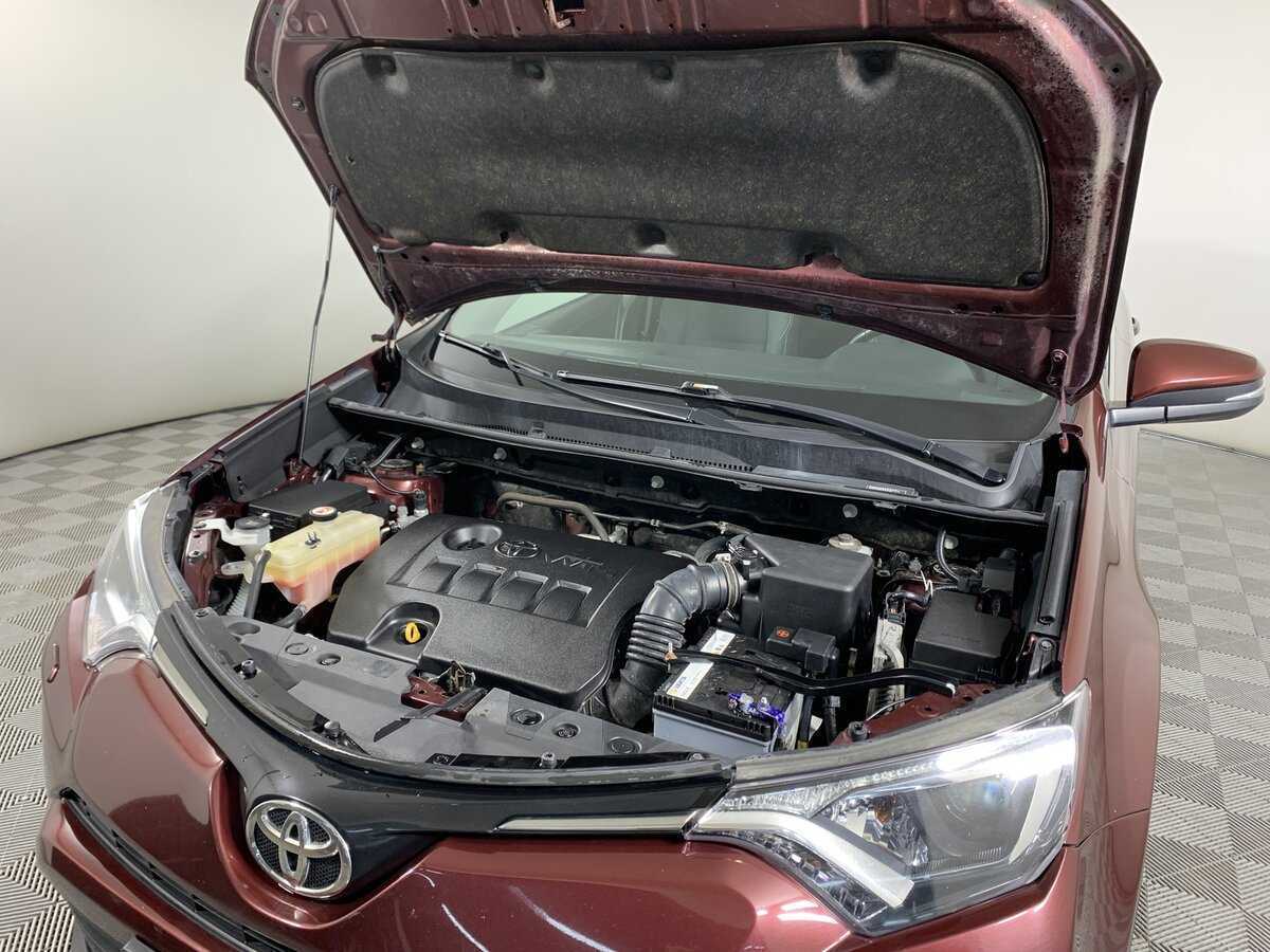 Toyota RAV4, 2018 Фото №11